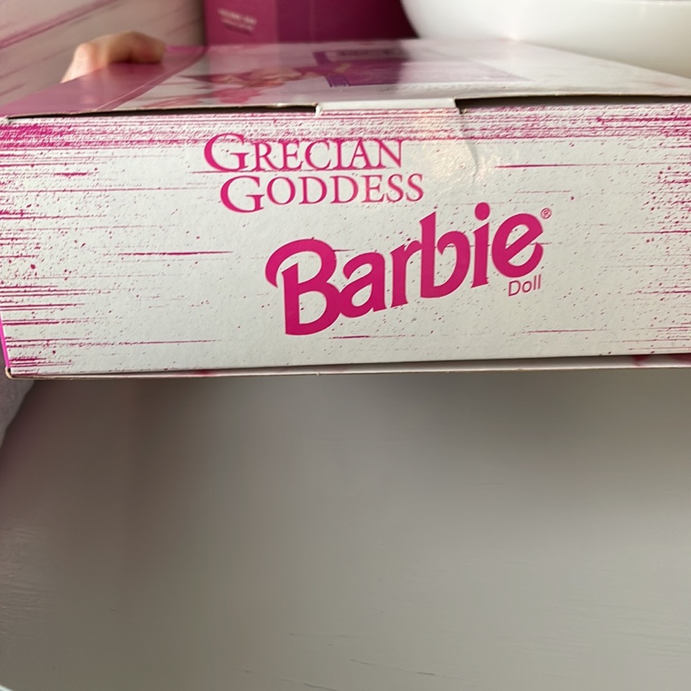 Collector Barbie - Picture 4 of 4